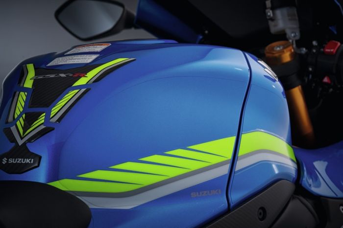 Genuine Suzuki GSXR-1000 - Fuel Tank Protection Foil - Clear