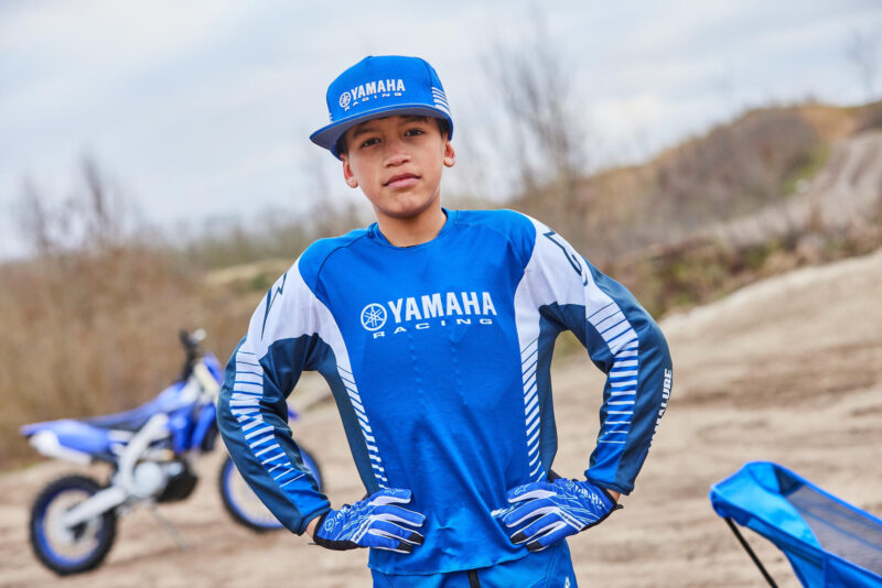 YAMAHA - GANTS ENFANT YAMAHA MX & ALPINESTARS 2022