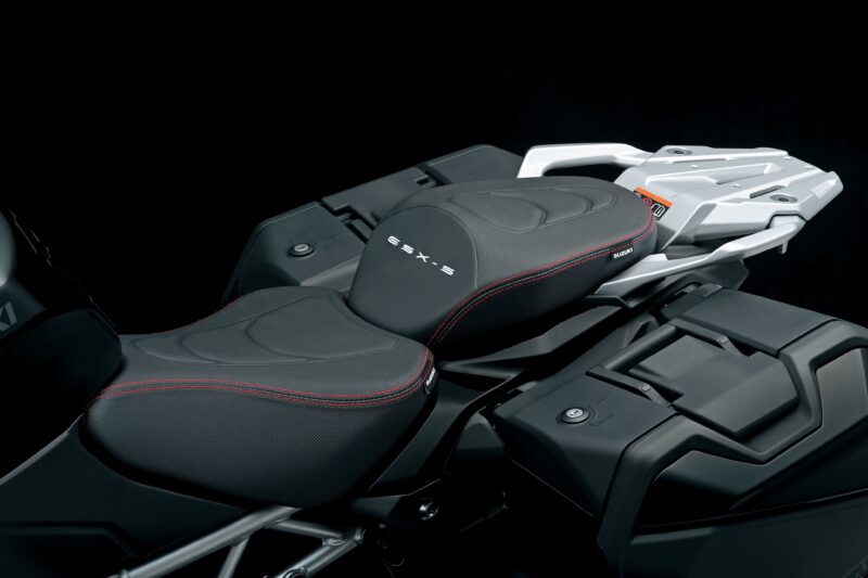 Genuine Suzuki GSX-S1000 GX - Premium Seat Set